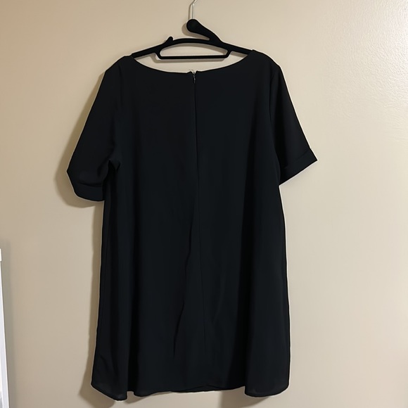 TOBI black shift dress - Picture 2 of 2